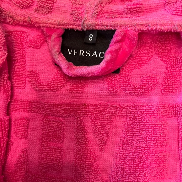 Versace robe - Picture 3 of 6